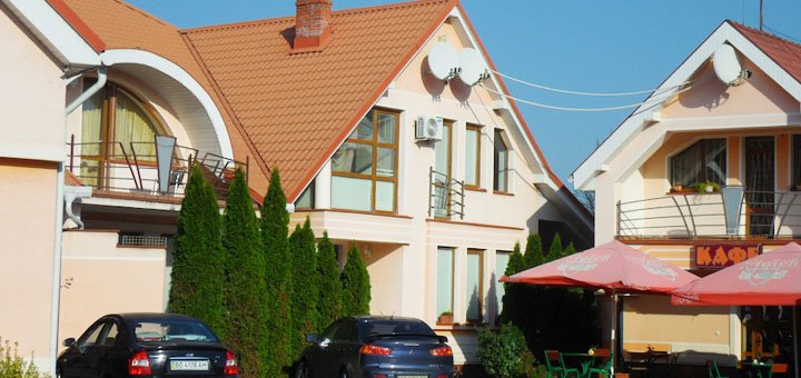 Двухместный номер «Комфорт» в отеле «У Аниты» в Ужгороде. Снять недорого