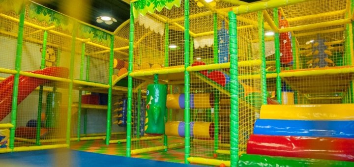 Discounts in the children&#39;s entertainment center &quot;park pravda&quot; 4