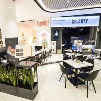 Ice cream studio &quot;gelarty&quot; in kiev