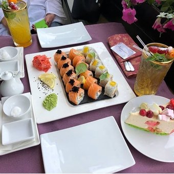 Sushi delivery with a discount from the panorama lounge restaurant in kharkov 1