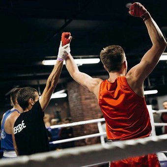 Клуб єдиноборств "Файт-Клаб-Френдс" у Києві. Записуйтесь на тренування зі знижки.