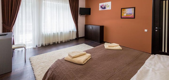 Discounts for accommodation in the premier hotel 11