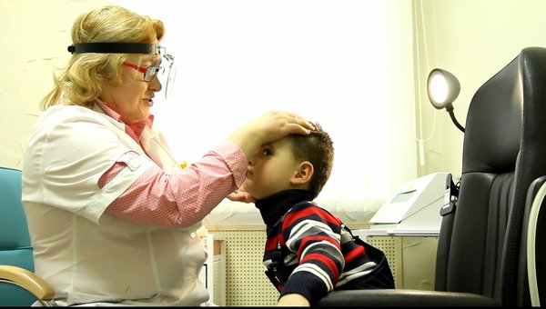 Pediatric otolaryngologist at the Medichna Dopomoga center in Kiev. sign up for a promotion.