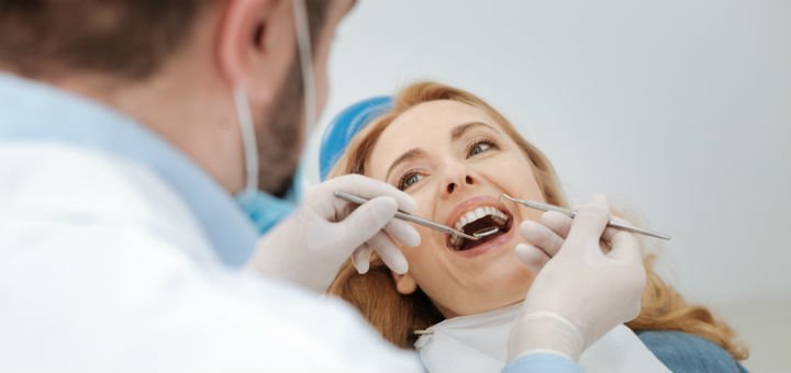 Стоматологія «Професіонал Дентал» у Києві. Лікуйте зуби зі знижкою.