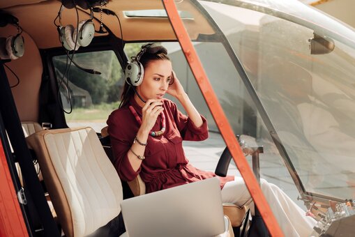 Чартерні перельоти на вертольоті від «Heli.com.ua». Замовити зі знижкою.