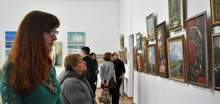 «черкаський обласний художній музей»