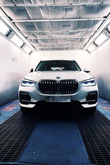 Иномарки с пробегом из Америки в компании «United Cars». Купить со скидкой.