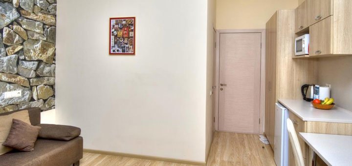 Room at the Fire Inn. Book a room at a discount. Cheap hotels in the center of Kiev.