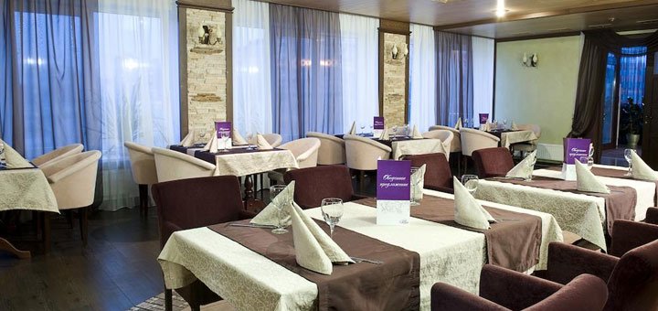 Restaurant in the siesta hotel. hotel &quot;siesta&quot; near kiev. book a room with a discount. cheap hotels near kiev.
