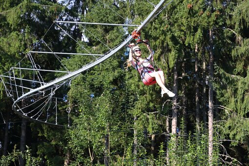 Екстрім Bike Zip Roller Coaster у Буковелі. Купуйте квитки по акції.