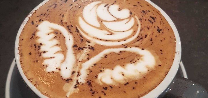 Напиток от кофейни «BezBrendu». Покупайте со скидкой