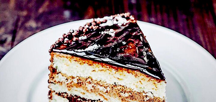 Discounts and promotions in the vatsak confectionery store