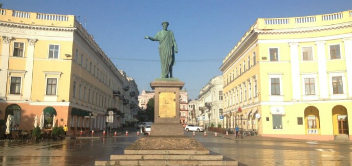 &quot;monument to duke de richelieu&quot;