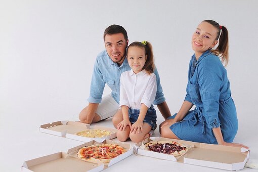 Пицца с доставкой на дом в «Pizza Lovers» в Николаеве. Заказывайте со скидкой