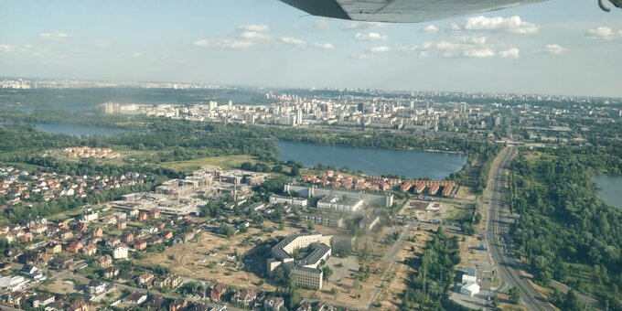 Агентство полетов на самолетах «CHAYKA AERO» в Киеве. Заказывай полет по акции.