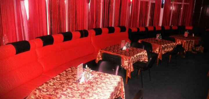 Low prices night club &quot;dnepr&quot;