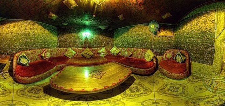 Bar 1000 + 1 night (1000 + 1 night)