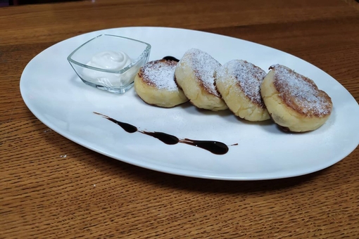 Leo Cafe in Kryvyi Rih. Book.