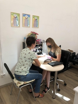Discount on services in beauty room