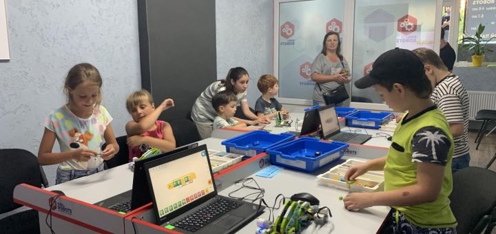 Клуб робототехники Kids & Robots в Одессе