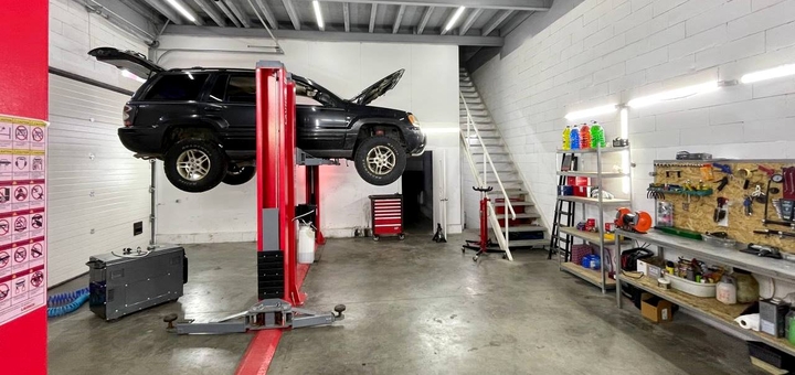 Cars Squad service station in Kyiv