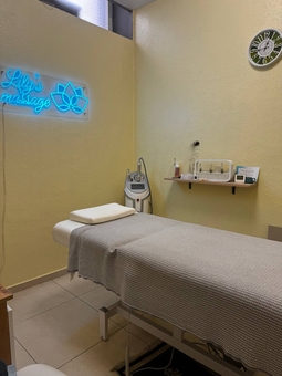 Massage studio Lily`s massage. Visit with the promotion 18
