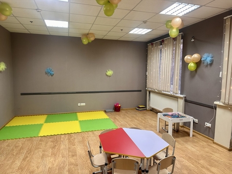 Дитячий центр "EdWings". Відвідуйте по акції 4