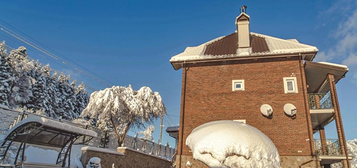 Hotel Favar in Skhidnytsia. Enjoy a special offer of 2.