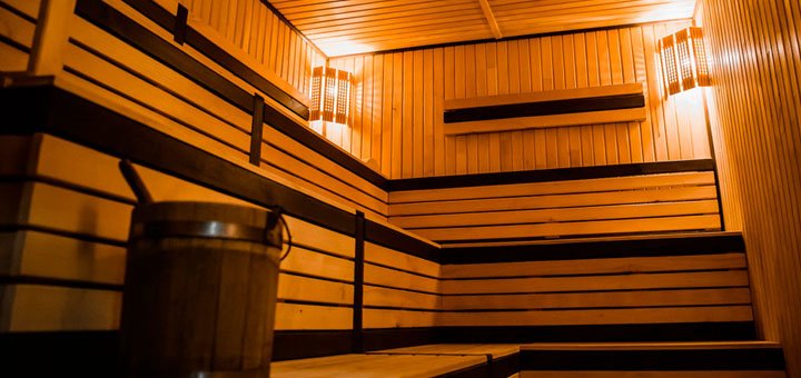Знижки на відпочинок у готельному комплексі «Карпатська вежа» у Мигові. Акція на проживання у готелі. Знижки в ресторані в Мигово9