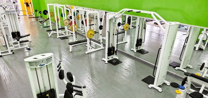Gym in &quot;ze gum metal&quot;