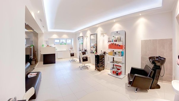 Beauty salon of the khreshchatyk hotel. book a room at a discount