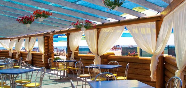 Restaurant of the hotel complex &quot;black sea&quot;. relax on the action
