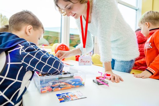 Weekend training for children of the Dnieper in the Le Joy library. Order by stock.