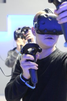 Прокат VR обладнання у клубі «MirVR» в Одесі. Замовляйте по знижці.