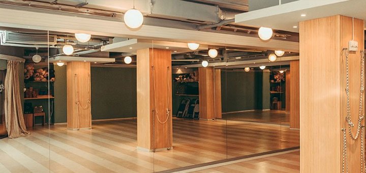 Центр гарячої йоги «yogahot». купити абонемент на йогу зі знижкою.